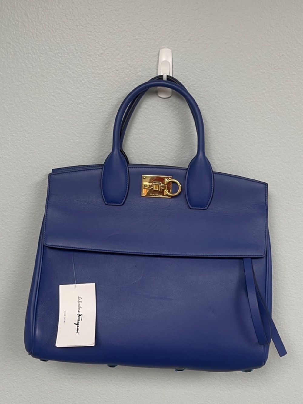 FERRAGAMO BLUE LEATHER STUDIO HANDBAG - GOOD CONDITION